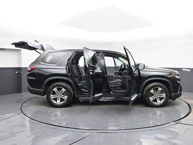 Used 2025 Honda Pilot EX-L image 55