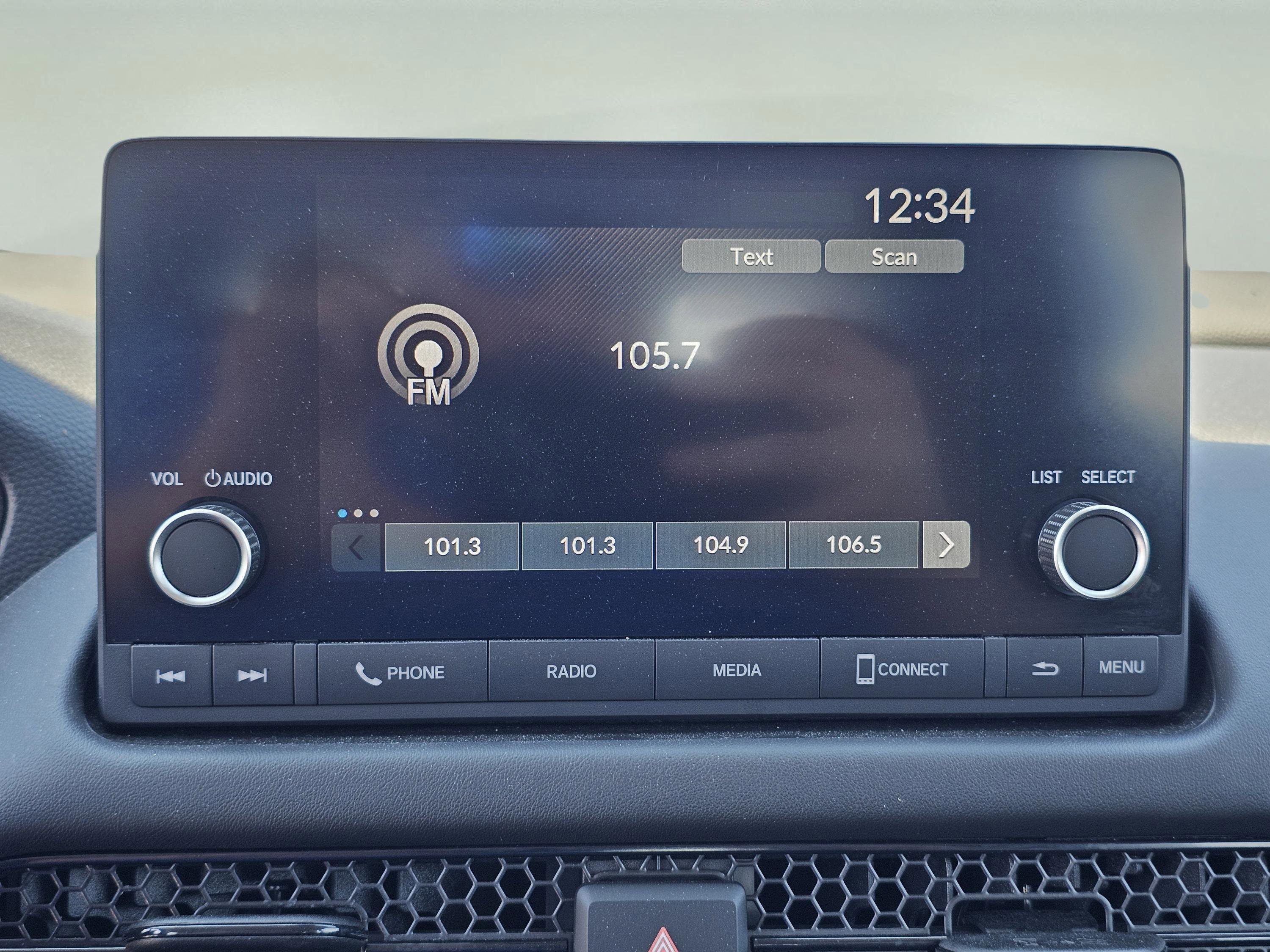 Used 2023 Honda HR-V LX image 23