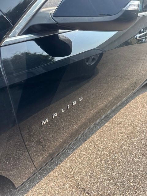 Used 2017 Chevrolet Malibu Premier w/ Premier Sun and Wheel Package FWD image 3