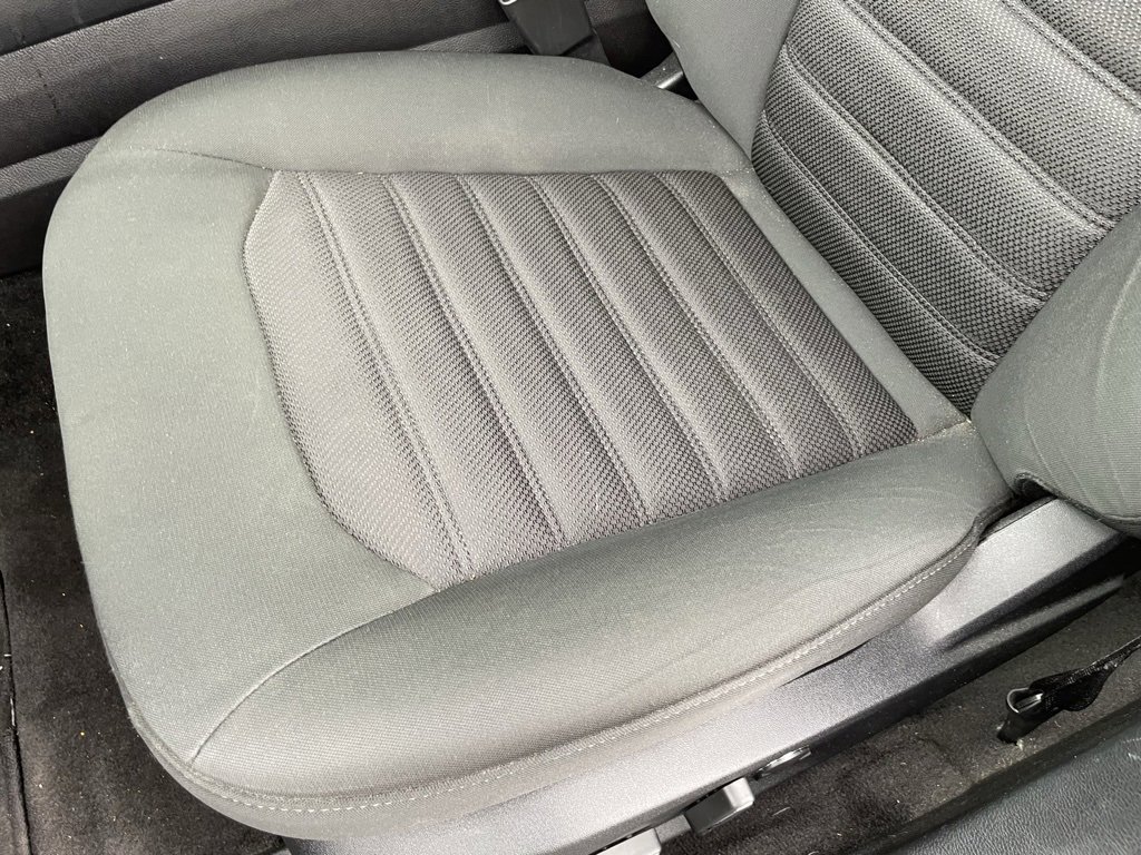 Used 2019 Ford Fusion SE image 24