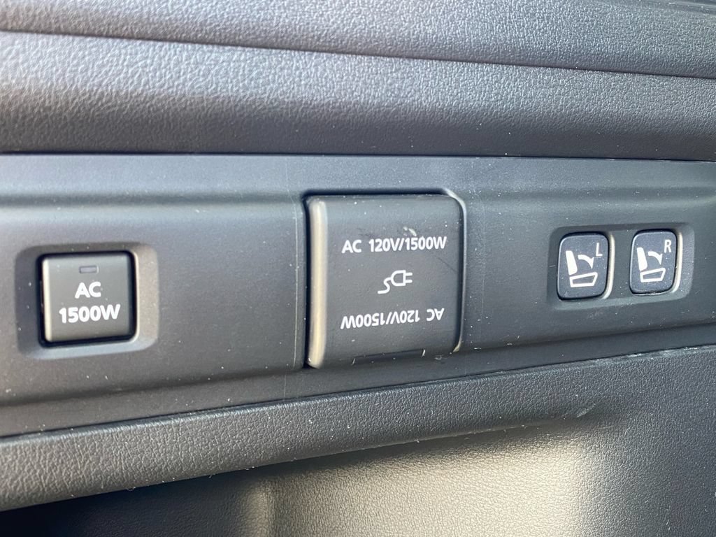 Used 2025 MAZDA CX-70 Plug-In Hybrid w/ Premium Plus AWD/4WD image 38