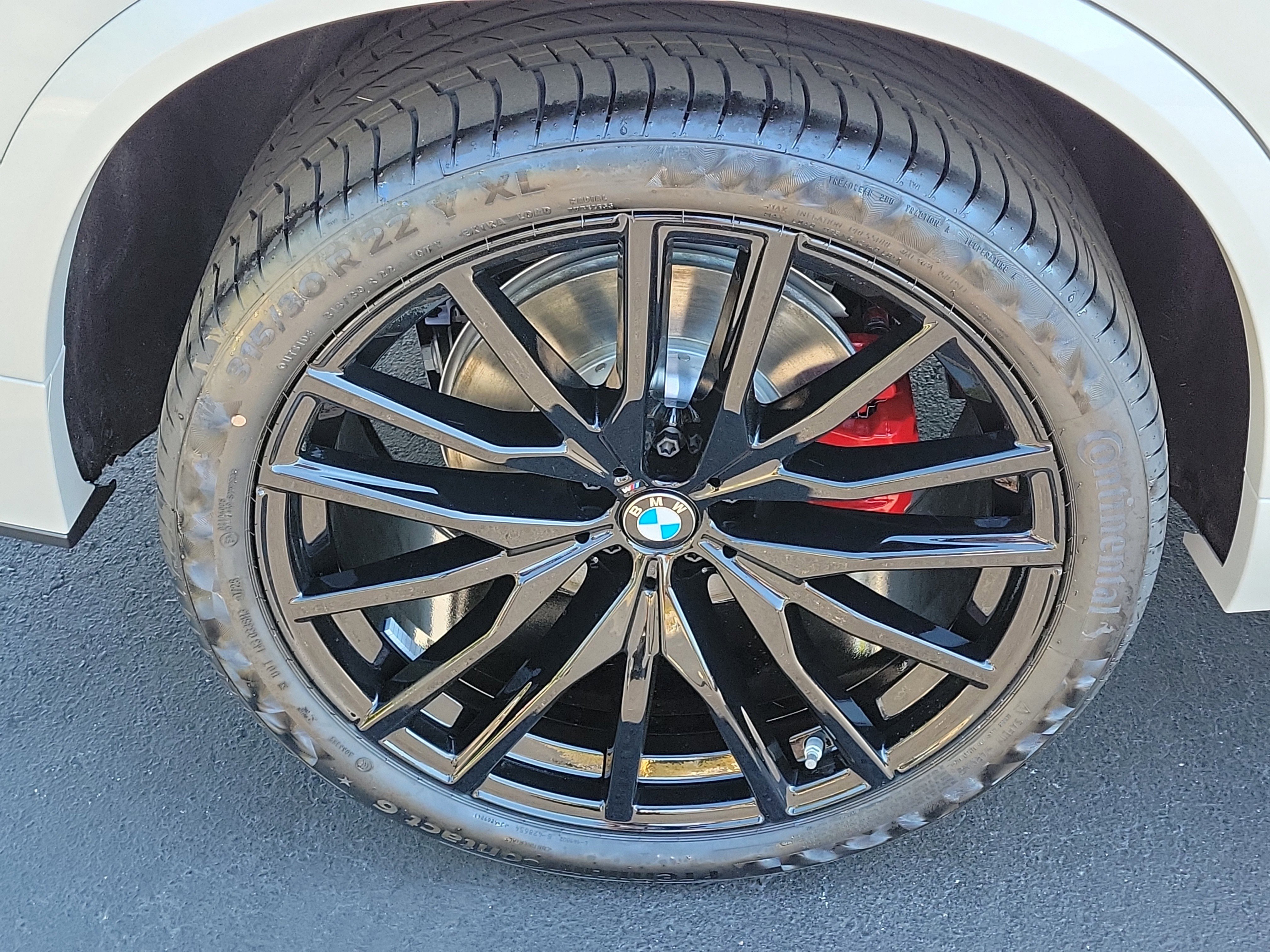 New 2026 BMW X5 xDrive40i w/ M Sport Package image 5