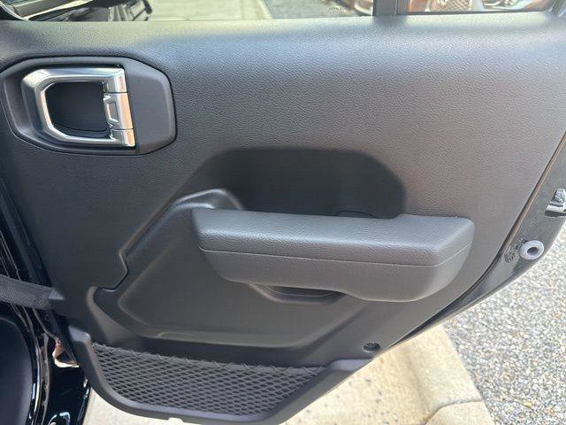 New 2026 Jeep Wrangler Sport S image 28