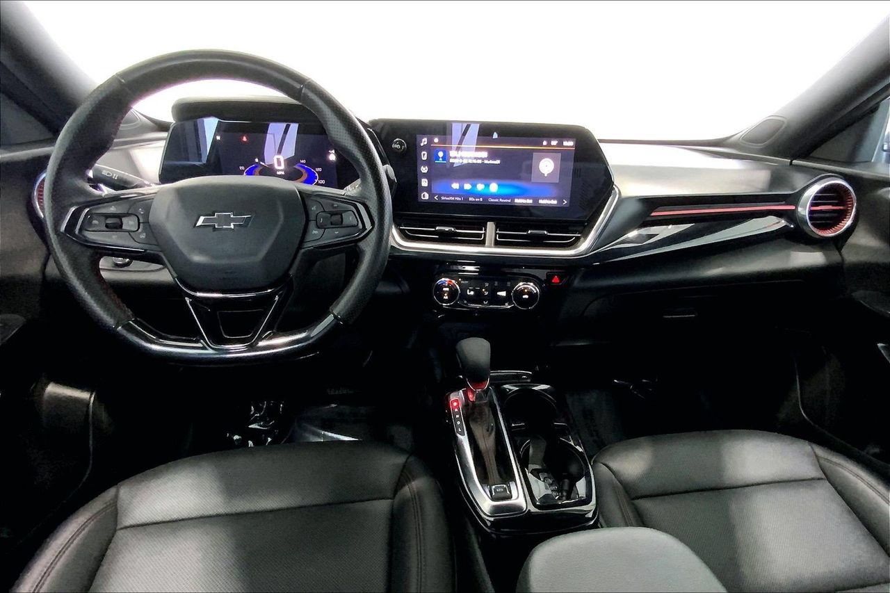 Used 2024 Chevrolet Trax RS w/ Driver Confidence Package FWD image 15