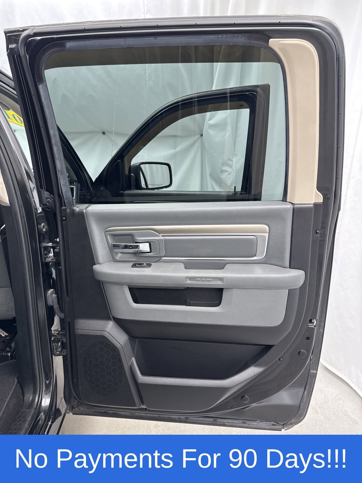 Used 2018 RAM 1500 Big Horn image 35