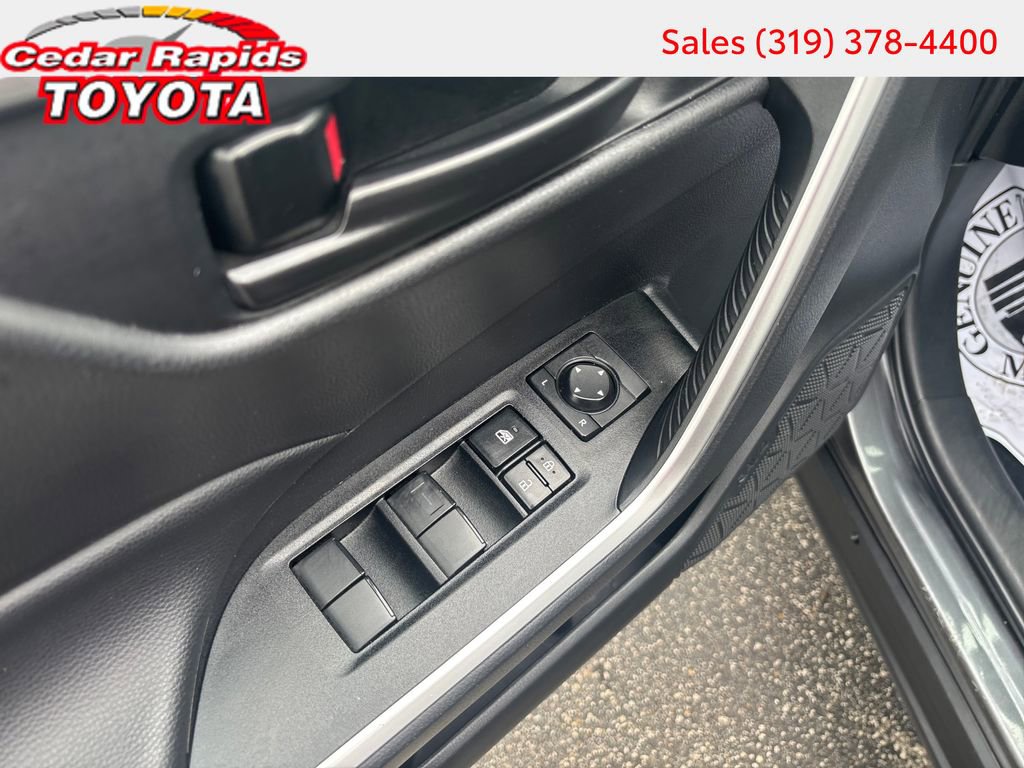 Certified 2025 Toyota RAV4 LE AWD/4WD image 13