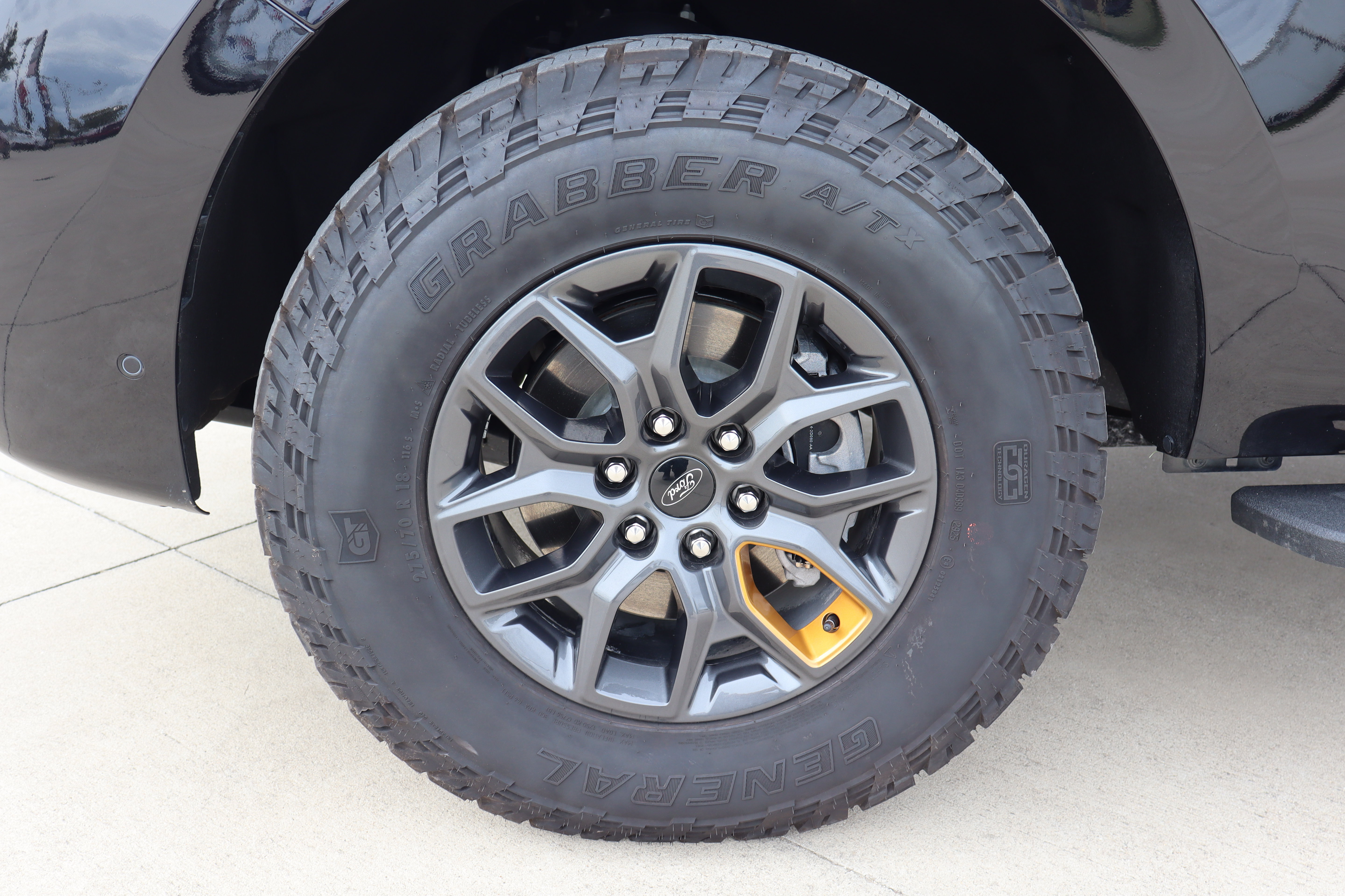 Used 2025 Ford Expedition Tremor AWD/4WD image 42
