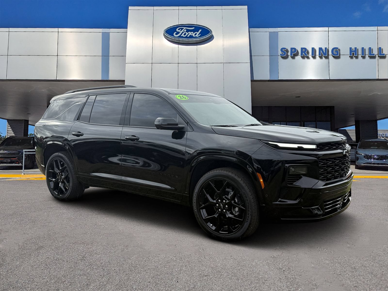 Used 2026 Chevrolet Traverse RS w/ LPO, Floor Liner Package FWD image 1