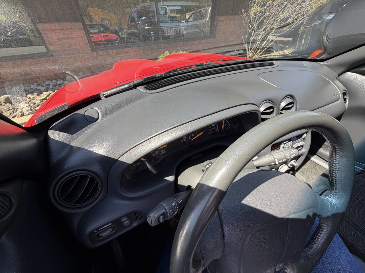 Used 1996 Pontiac Grand Am SE FWD image 36