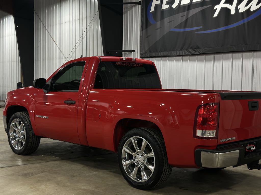 Used 2008 GMC Sierra 1500 W/T w/ SL Package RWD image 9