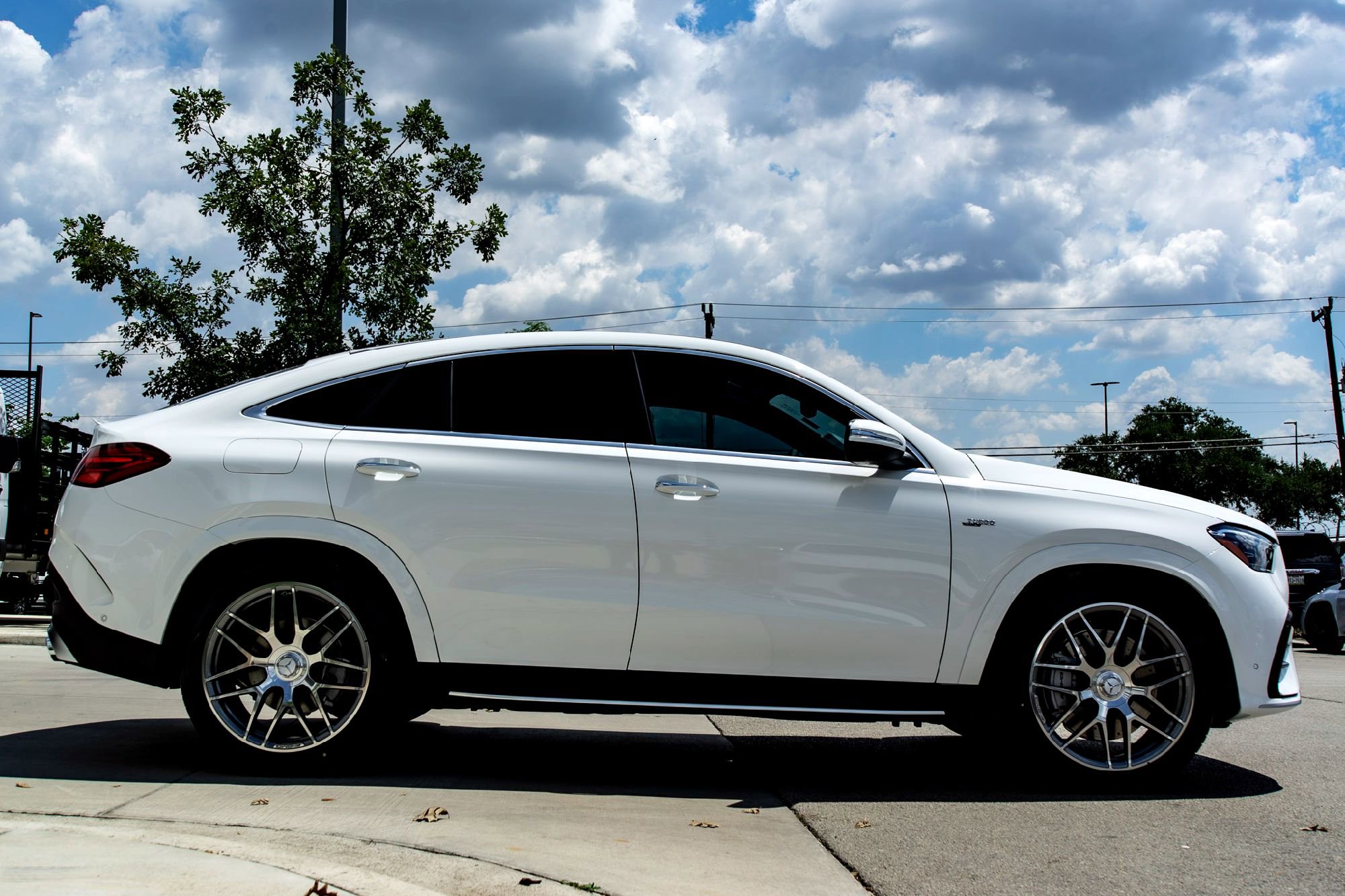 New 2026 Mercedes-Benz GLE 53 AMG 4MATIC Coupe image 4