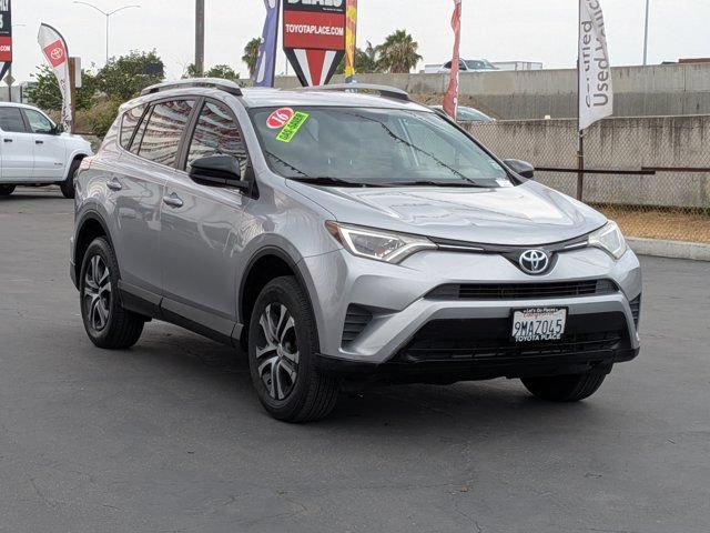 Used 2016 Toyota RAV4 LE FWD image 3