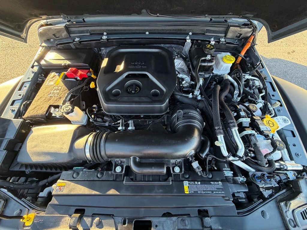 Certified 2025 Jeep Wrangler Unlimited Sport S 4xe image 17