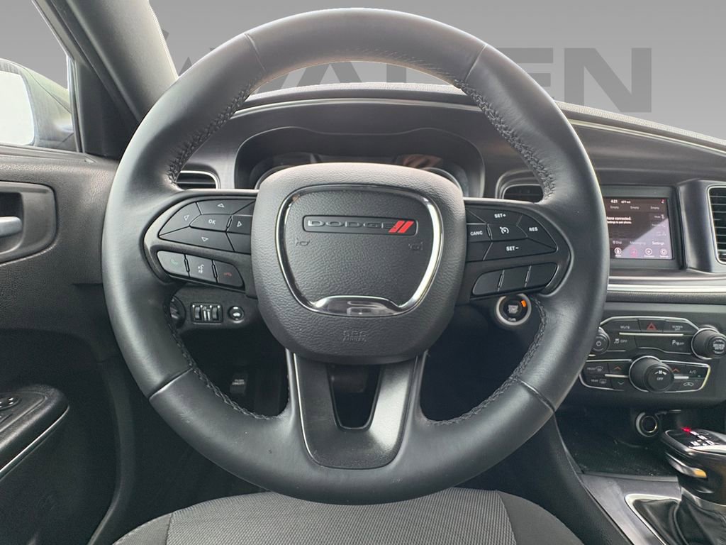 Used 2018 Dodge Charger SXT image 9