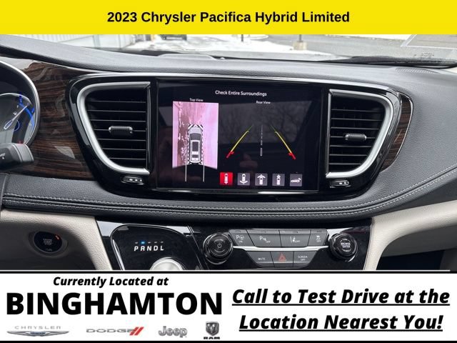 Used 2023 Chrysler Pacifica Limited FWD image 11