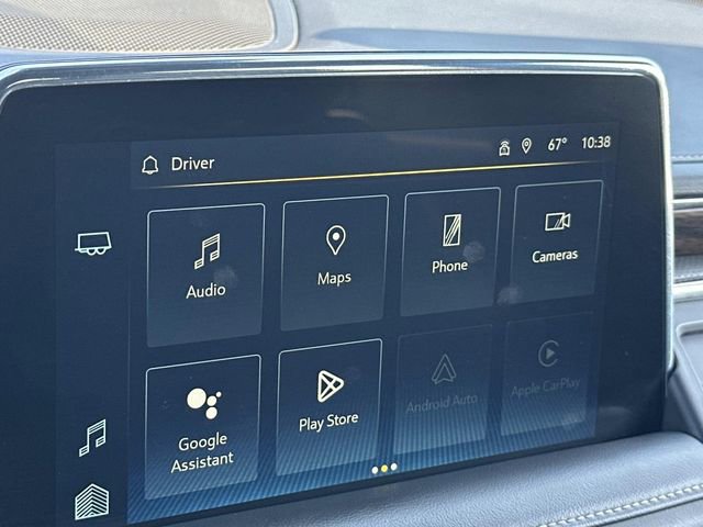 Used 2023 Chevrolet Suburban Premier image 35