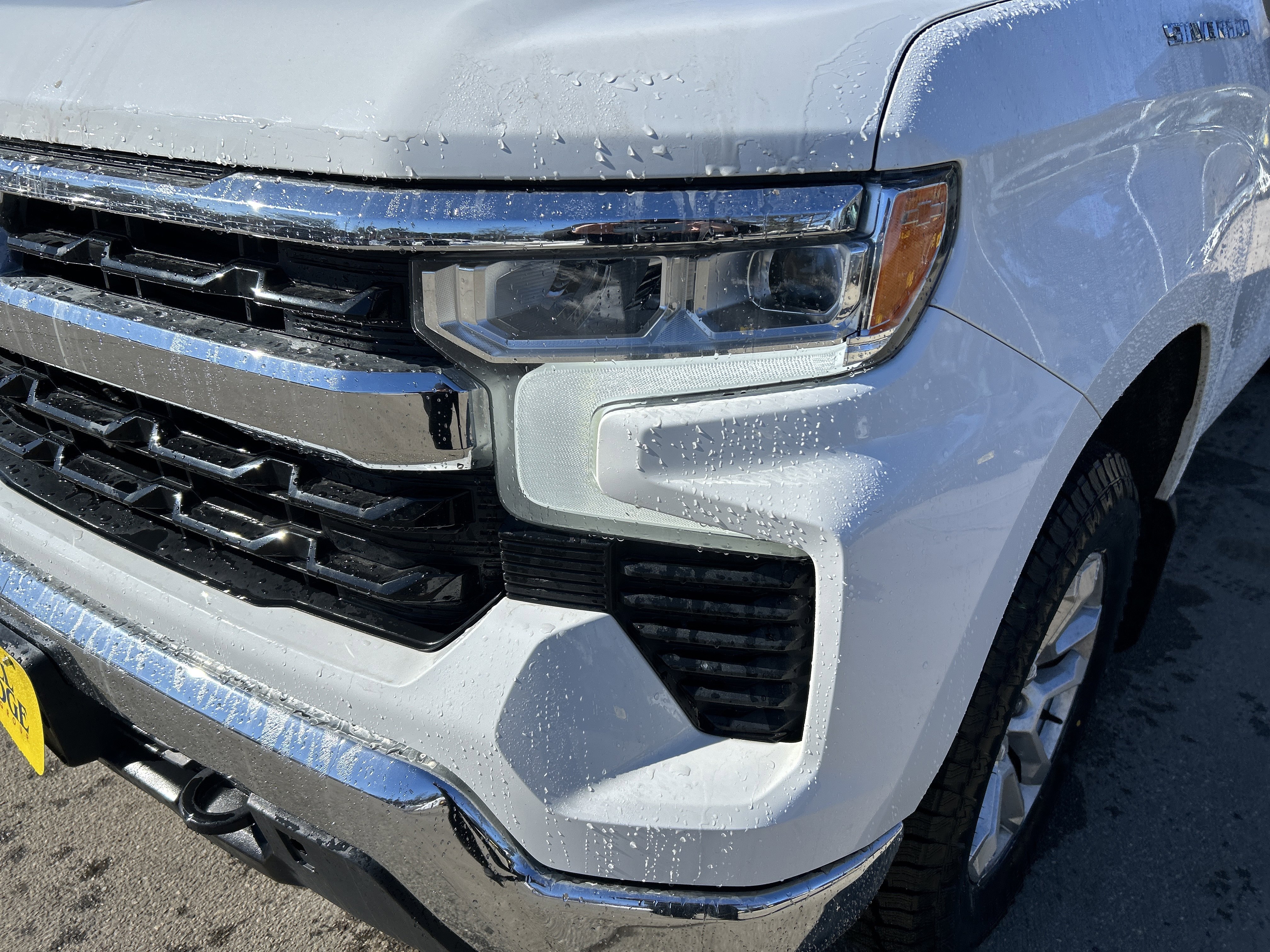 Used 2022 Chevrolet Silverado 1500 LT image 9