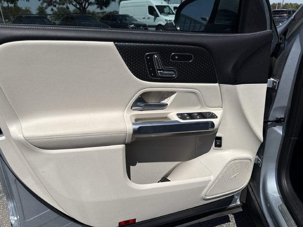 New 2026 Mercedes-Benz GLB 250 image 15