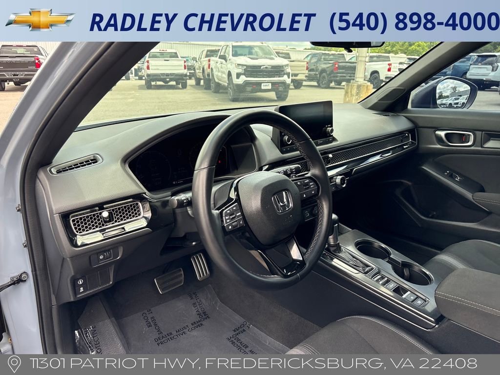 Used 2023 Honda Civic Sport image 4