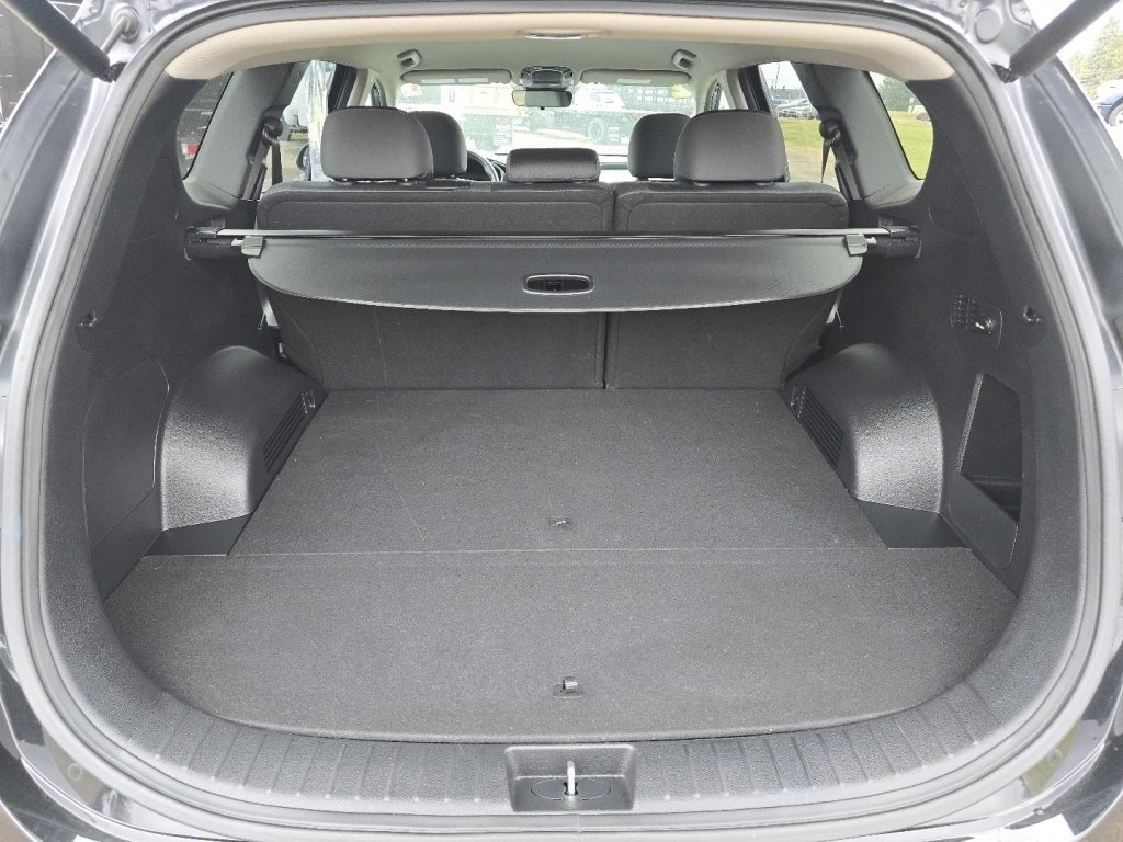 Used 2023 Hyundai Santa Fe SEL image 21