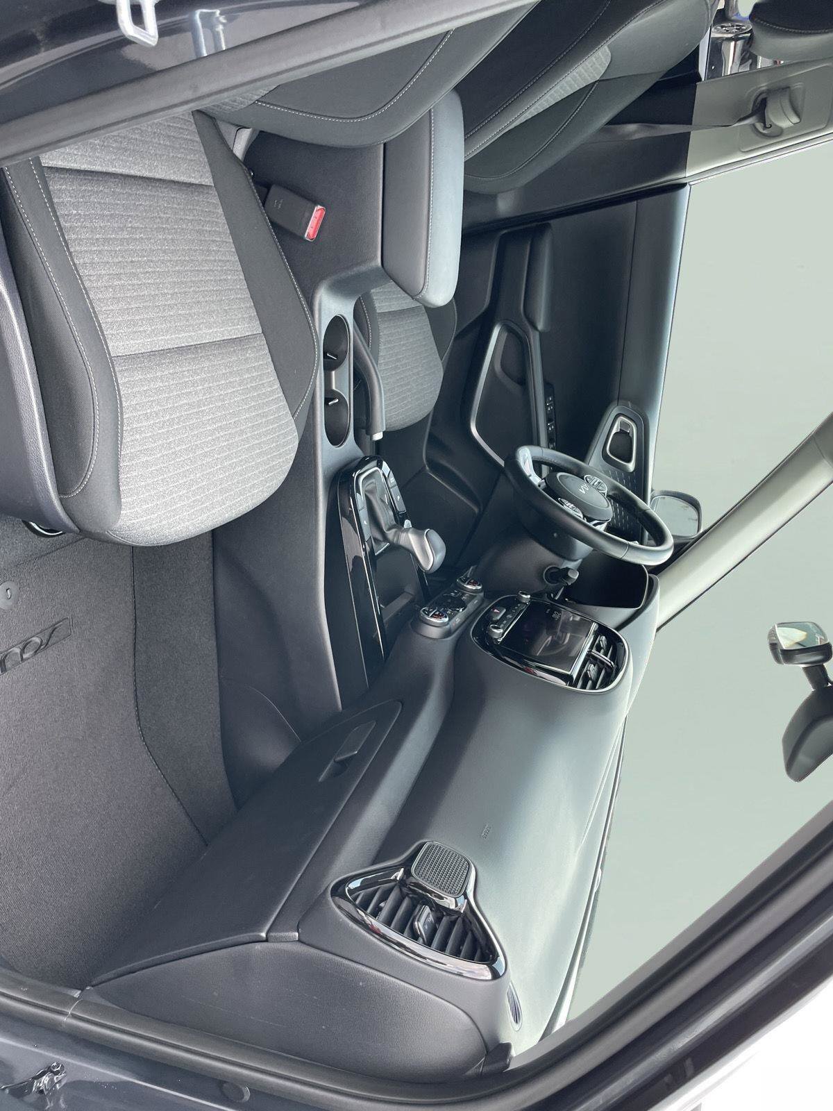 Used 2023 Kia Soul EX FWD image 19