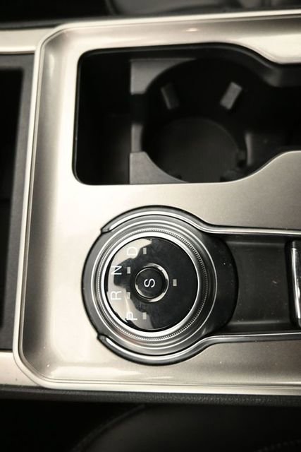 Used 2024 Ford Edge SEL w/ Convenience Package AWD/4WD image 16