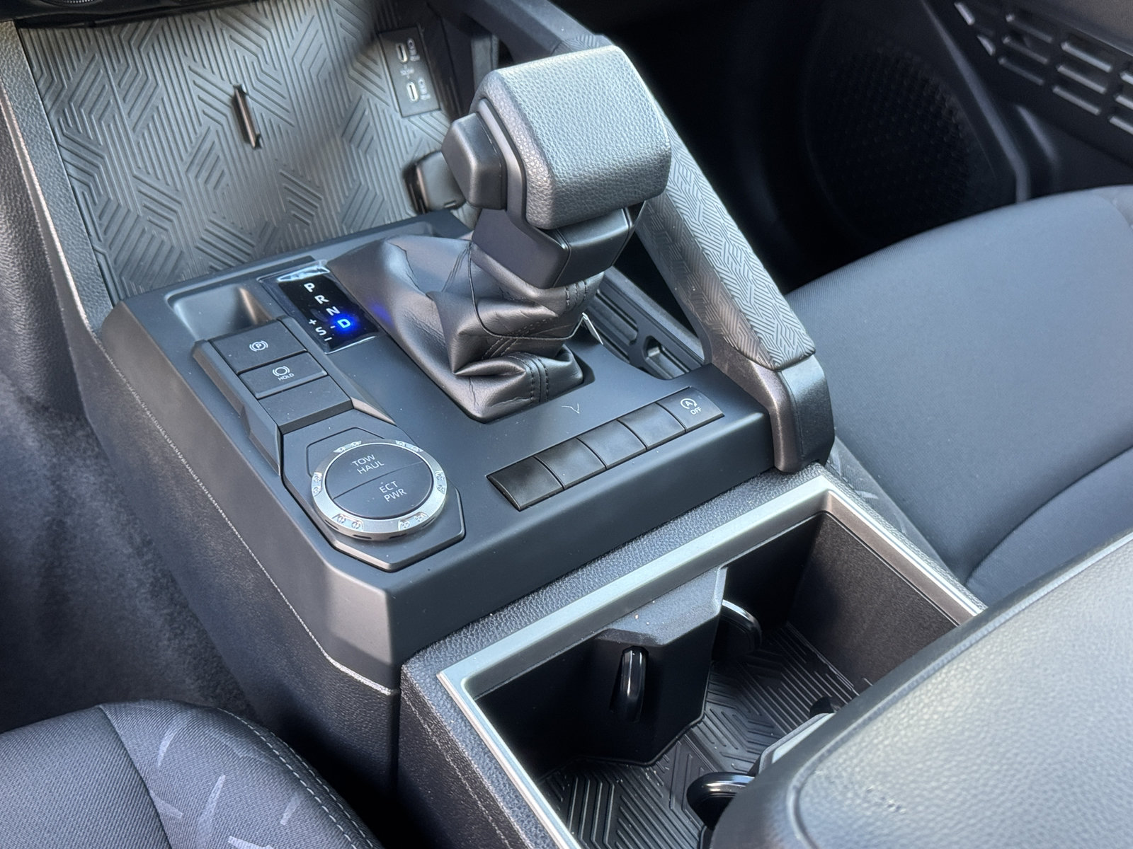 New 2026 Toyota Camry XSE FWD image 19