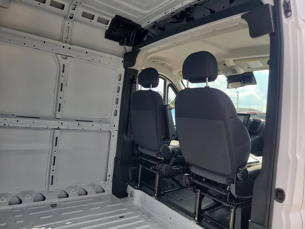 New 2026 RAM ProMaster 2500 w/ Premium Convenience Group FWD image 16