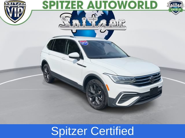 Used 2024 Volkswagen Tiguan SE AWD/4WD image 2