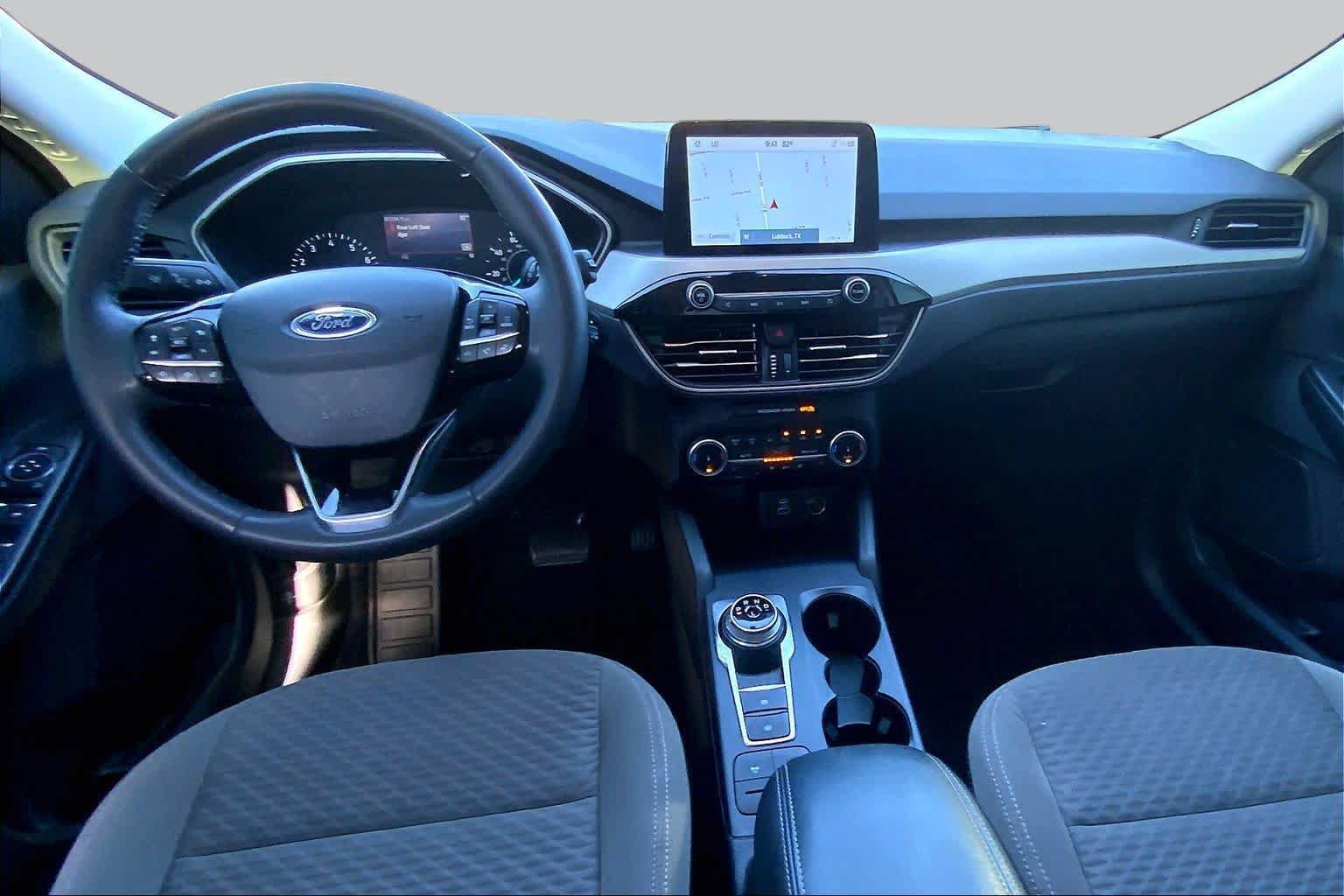 Used 2022 Ford Escape SE w/ SE Sport Appearance Package FWD image 16