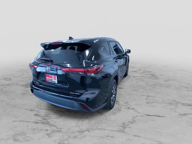 Used 2022 Toyota Highlander XLE image 10