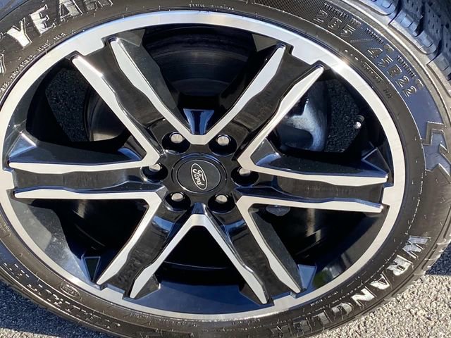 Used 2021 Ford Expedition Limited image 30