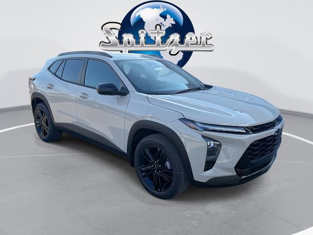 New 2026 Chevrolet Trax ACTIV w/ Sunroof Package