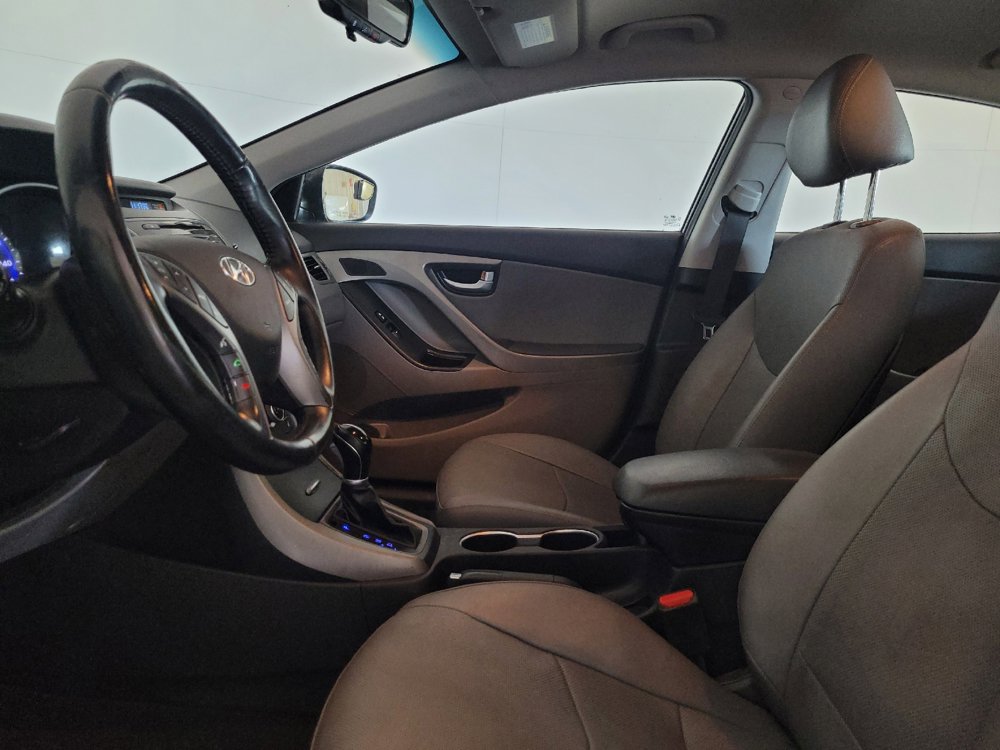 Used 2016 Hyundai Elantra Limited FWD image 17
