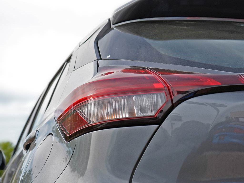 Used 2024 Nissan Kicks SR FWD image 5