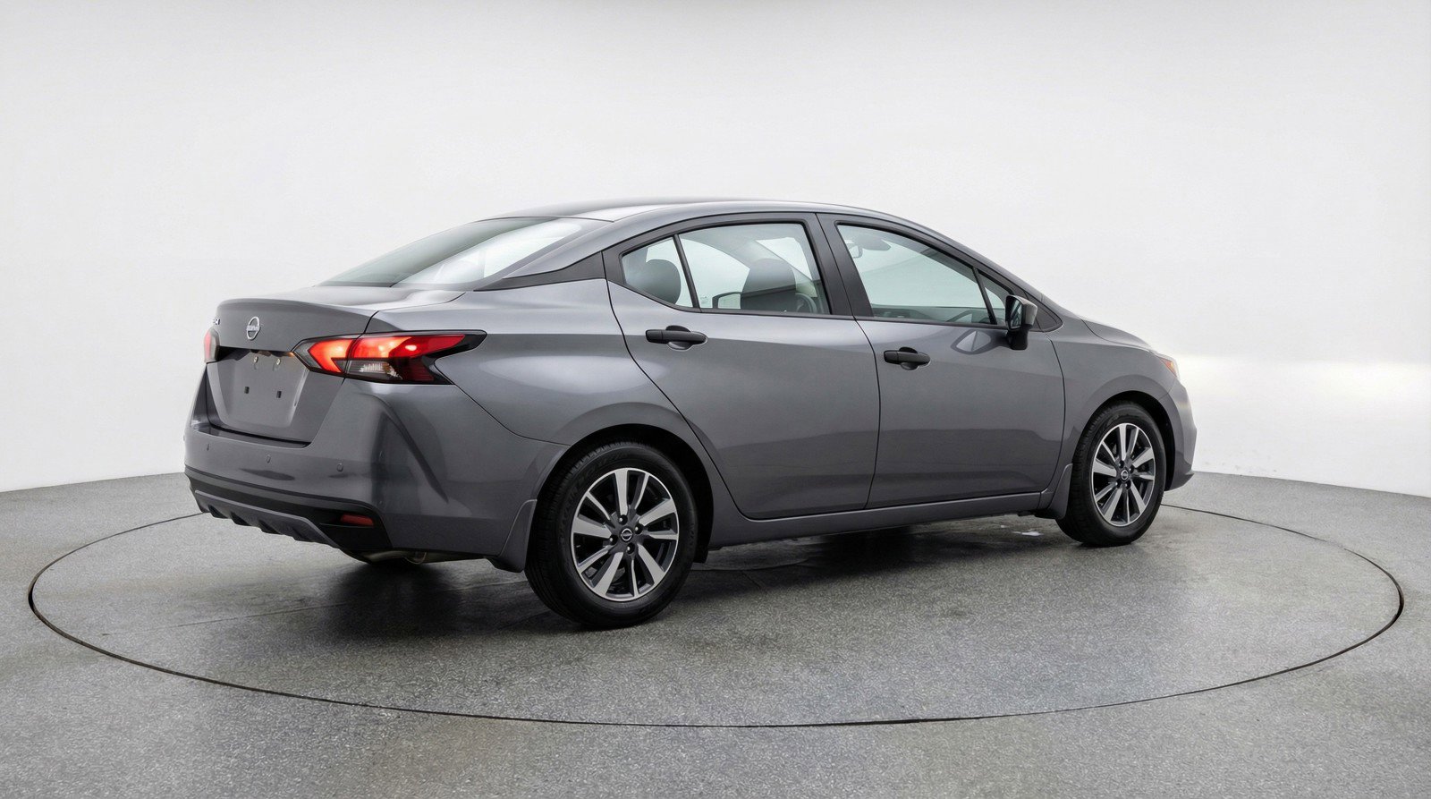 Used 2025 Nissan Versa SV FWD image 9