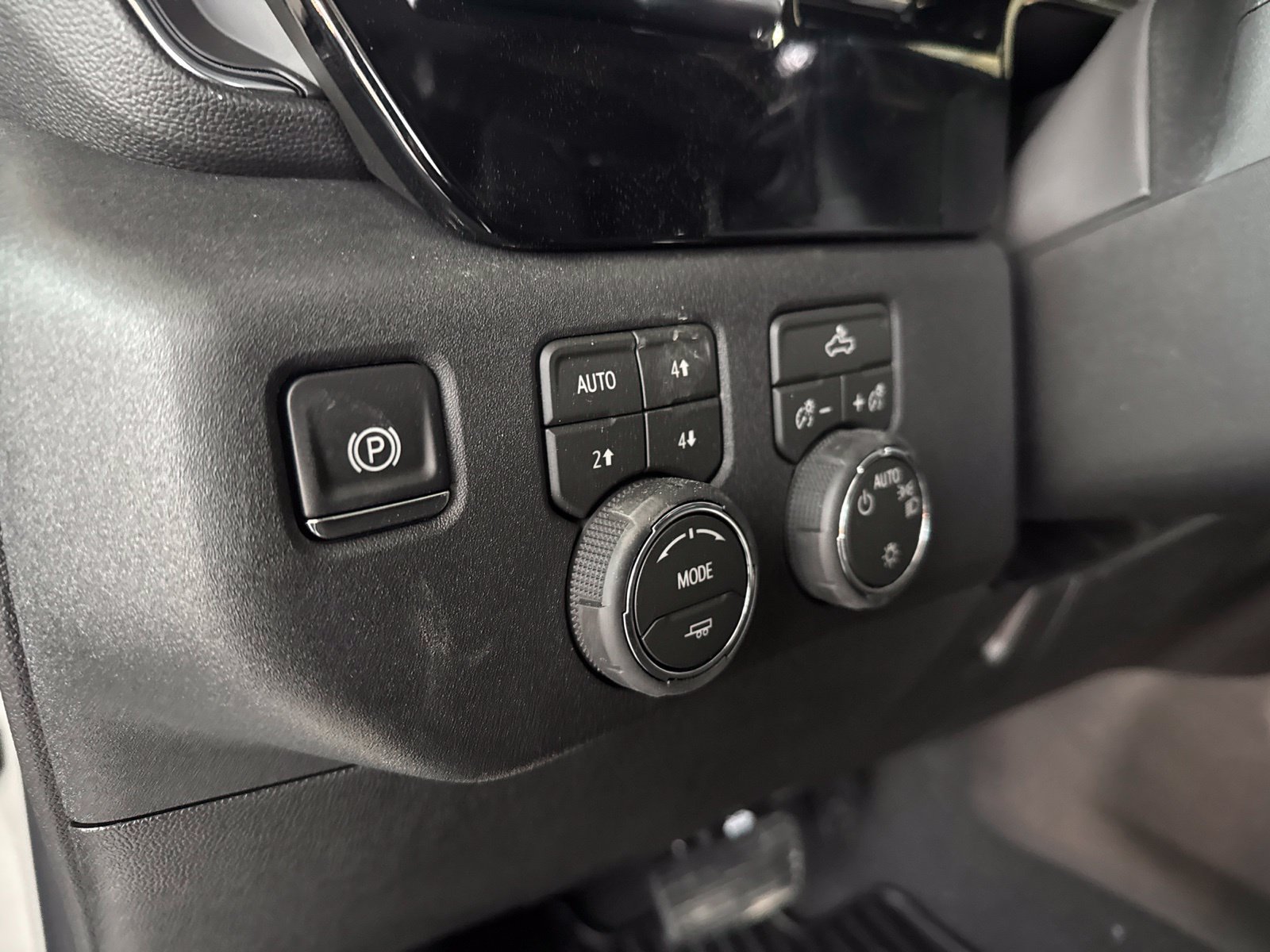 New 2026 Chevrolet Silverado 1500 LT w/ All Star Edition Plus AWD/4WD image 18