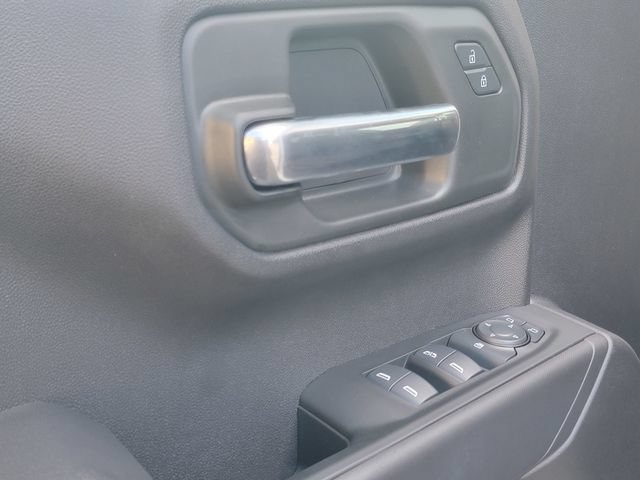 Used 2024 Chevrolet Silverado 1500 Custom Trail Boss w/ Turbomax Blackout Package AWD/4WD image 11