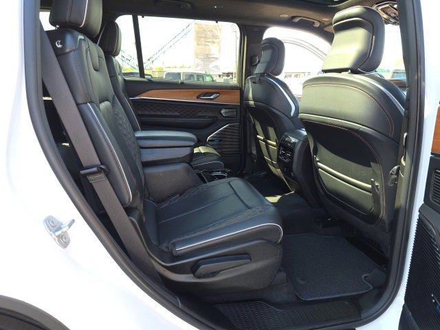 Used 2022 Jeep Grand Cherokee L Summit image 56