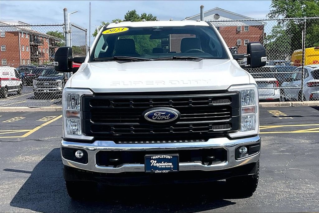 Used 2023 Ford F250 XL w/ XL Off-Road Package AWD/4WD image 2