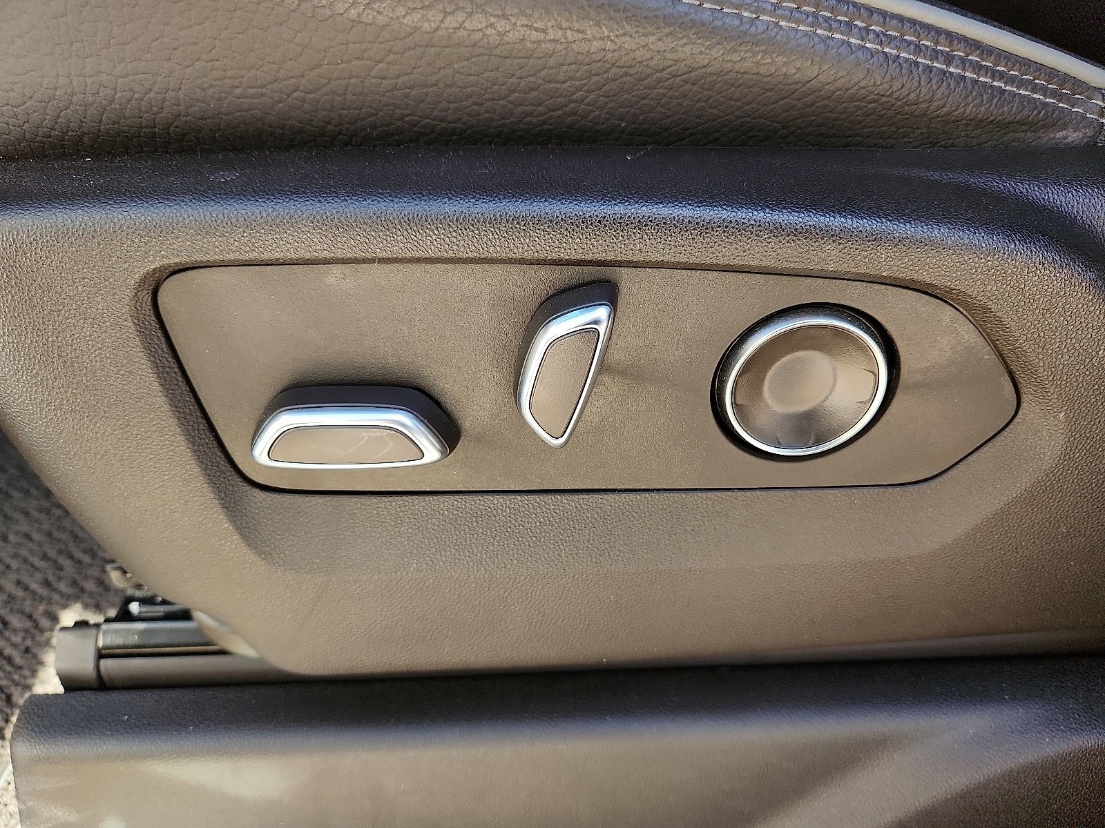 Used 2024 GMC Sierra 1500 Denali w/ Denali Reserve Package image 13