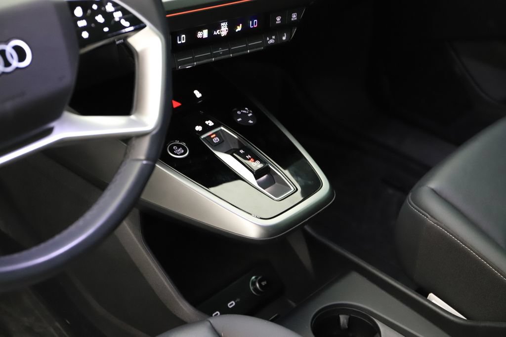 Certified 2023 Audi Q4 e-tron Premium Plus w/ Premium Plus AWD/4WD image 18