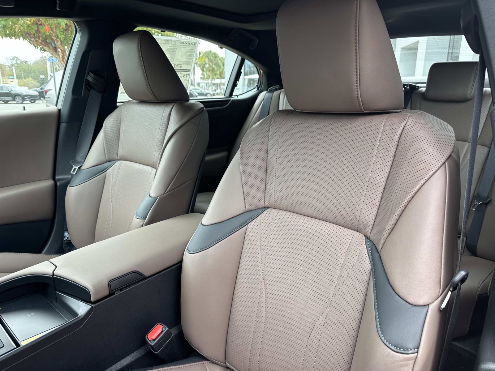 New 2025 Lexus ES 350 Ultra Luxury image 19