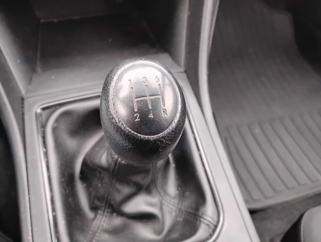 Used 2017 Subaru Impreza 2.0i image 8