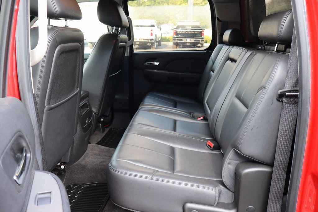 Used 2014 Chevrolet Silverado 2500 LTZ w/ LTZ Plus Package image 19