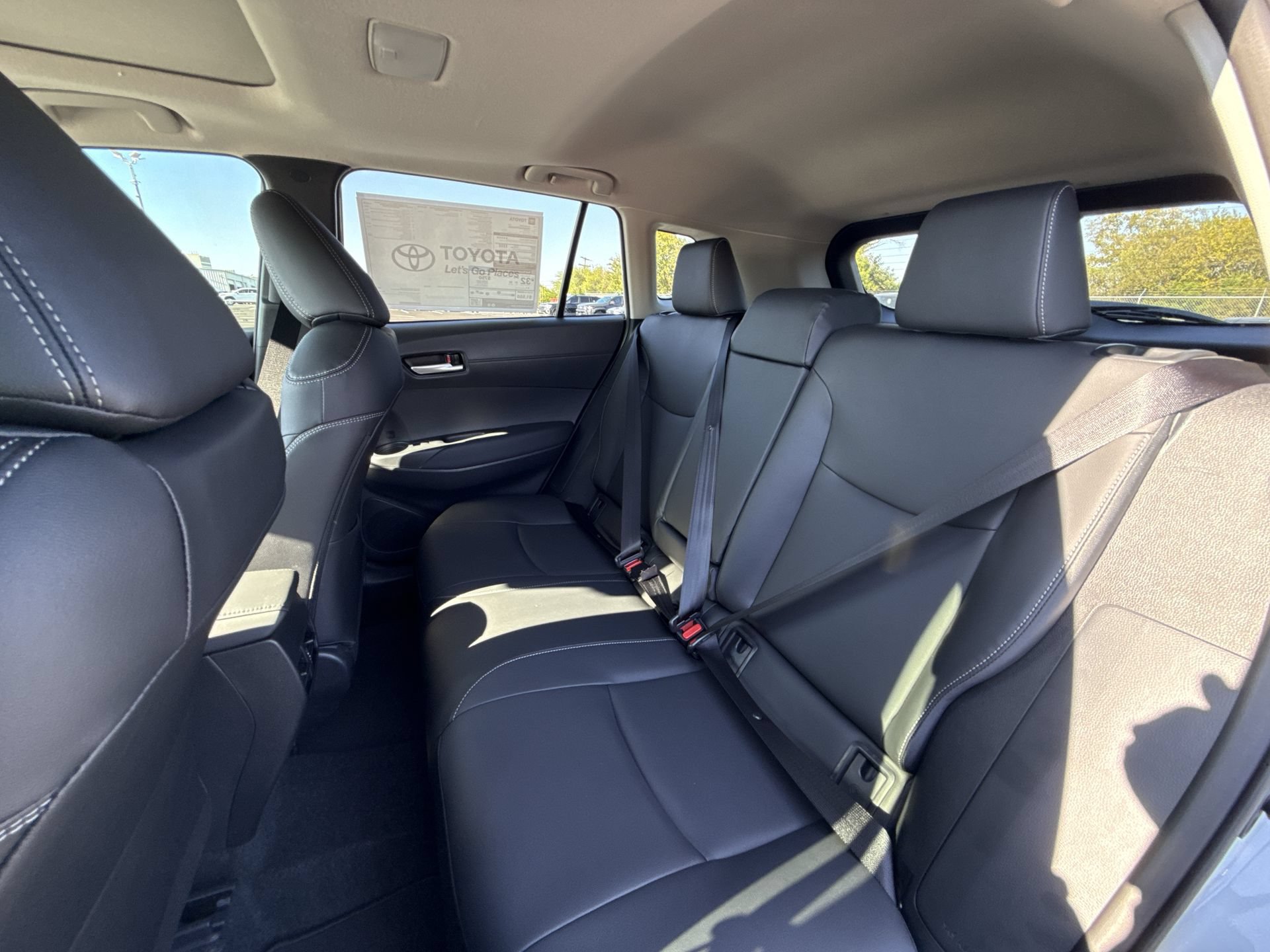 New 2026 Toyota Corolla Cross XLE w/ Convenience Package FWD image 25