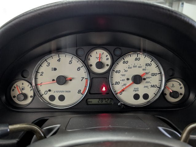 Used 2002 MAZDA MX-5 Miata LS RWD image 16