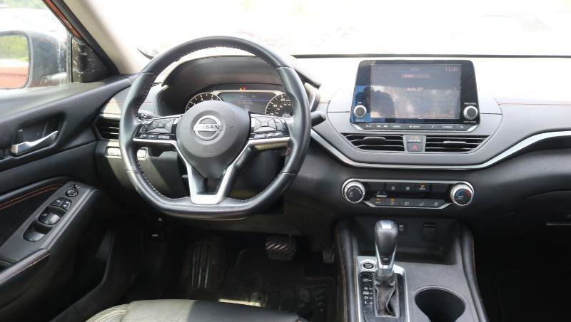 Used 2019 Nissan Altima 2.5 SR AWD/4WD image 16