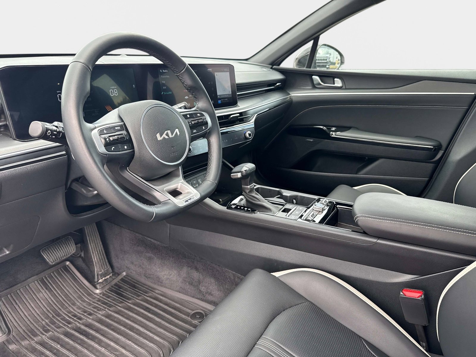 Used 2025 Kia K5 GT-Line w/ GT-Line Premium Package image 32