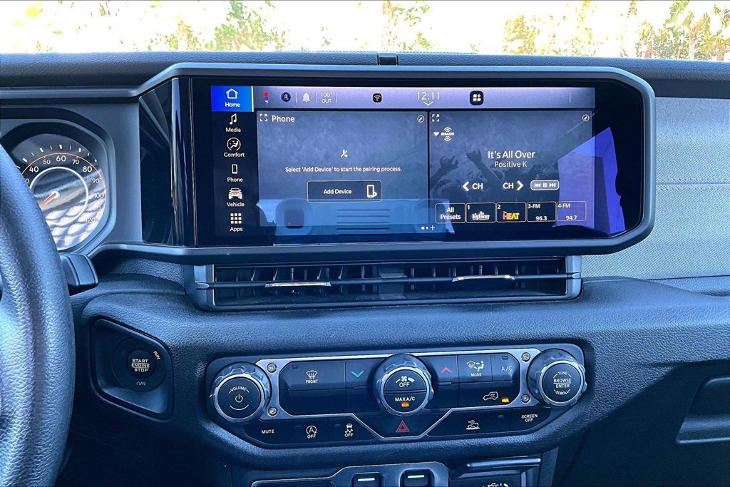 Certified 2025 Jeep Wrangler Sport AWD/4WD image 32